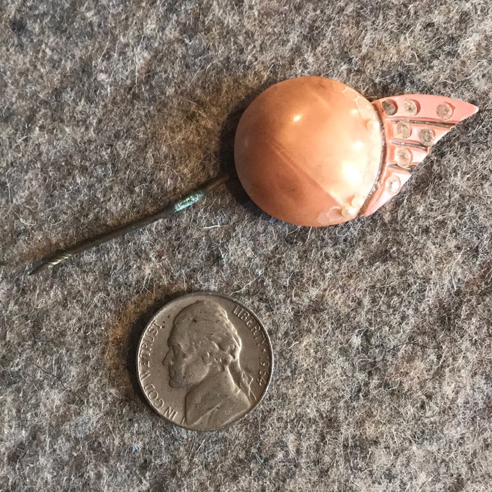 Retro Seashell Hatpin